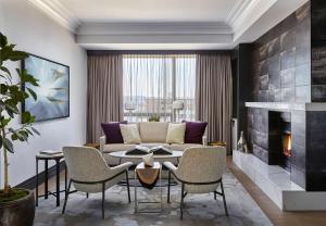 Istumisnurk majutusasutuses Hotel 1000, LXR Hotels & Resorts