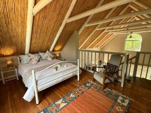 Postel nebo postele na pokoji v ubytování Twin Trees Cottage + 19 fotografií