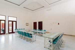 Konferenční prostory v ubytování RedDoorz Premium near Stasiun Lenteng Agung