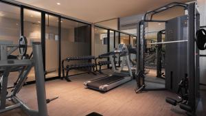 Fitness centrum a/nebo fitness zařízení v ubytování REZ Hotel