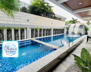 Πισίνα στο ή κοντά στο Laguna Hot Spring Home- Oharas Resort - Sleeps 27