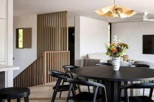 Fotografie z fotogalerie ubytování Moonrise & Starfall - twin Wategos luxury retreats v destinaci Byron Bay