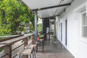 Balkón nebo terasa v ubytování Tropical Low Boundary B&B