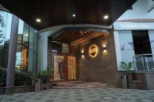 Hotel Gokul的门面或入口