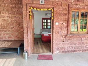 Gambar di galeri bagi Red Stone Resort di Alībāg