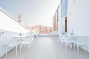 Balkón alebo terasa v ubytovaní Umag center seafront seaview old town apartment 1