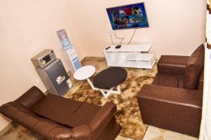 O zonă de relaxare la Fully furnished One bedroom E5