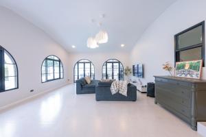 Televisyen dan/atau pusat hiburan di The 38 Pool Villas Pattaya