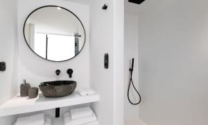 Gallery image of Inactive Psarouvilla 2 in Psarou