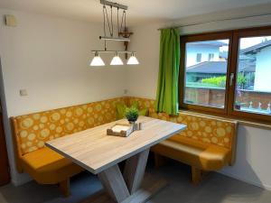 A seating area at Ferienwohnung Dornau
