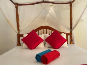 A bed or beds in a room at Cinnamon City