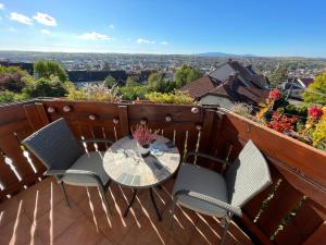 Balkón alebo terasa v ubytovaní BellaVista 2 Apartman
