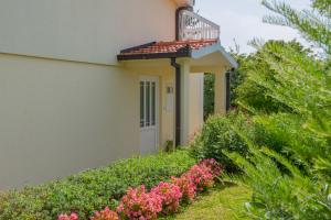 Vonkajšia záhrada v ubytovaní Villa Piljak