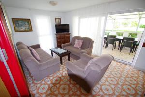 Posezení v ubytování Holiday House Jasna