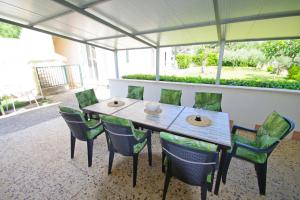 Balkón nebo terasa v ubytování Holiday House Jasna