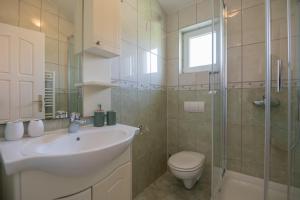 Kúpeľňa v ubytovaní Villa Piljak