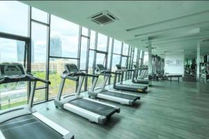 Γυμναστήριο ή/και όργανα γυμναστικής στο Apartment In Mid-Valley Southkey/ 1 Bedroom/ 3 Pax