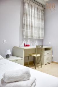 Un ou plusieurs lits dans un hébergement de l'établissement Charming 2BR home w/access to pool in Marsaskala by 360 Estates
