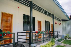Φωτογραφία από το άλμπουμ του L'Puerta Travel Inn σε Hinoba-an