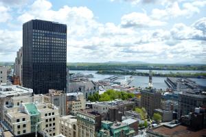 Nespecifikovaný výhled na destinaci Montreal nebo výhled na město při pohledu z hotelu