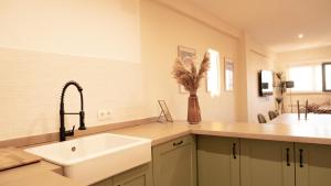 Billede fra billedgalleriet på Luxury and newly refurbished 3 bedroom apartment next to the slopes including indoor parking i Sierra Nevada + 24 billeder