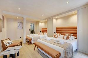 Elegance and Refinement for 10 - Montorgueil