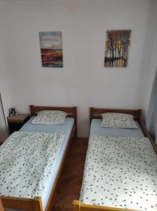 Katil atau katil-katil dalam bilik di Apartman Luka