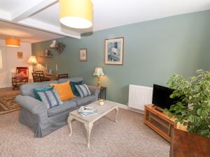 Χώρος καθιστικού στο The Bell Apartment