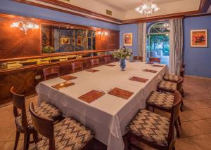 Εστιατόριο ή άλλο μέρος για φαγητό στο Hotel Marko