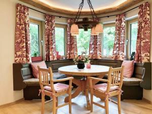 Χώρος καθιστικού στο CHALET KITZBICHL by Alpin Charme Apartments