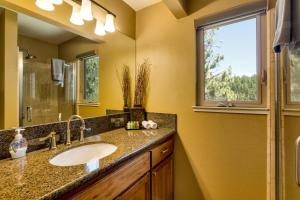 Koupelna v ubytování Tudor Lodge + 21 fotografií