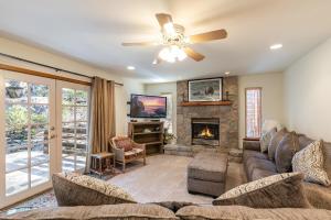 Χώρος καθιστικού στο Silver Rock Lodge