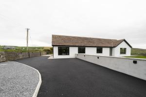 Photo de la galerie de l'établissement Dingle Way Snug, Luxury apartment, à Dingle