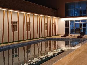Swimming pool sa o malapit sa Premium Hotel
