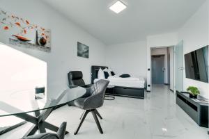 Μια τηλεόραση ή/και κέντρο ψυχαγωγίας στο CityLife - Messe,Uni,City