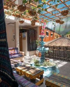 Гостиная зона в Hostal De La Fuente