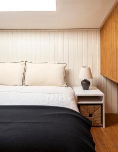 A bed or beds in a room at Loft en Milla de Oro