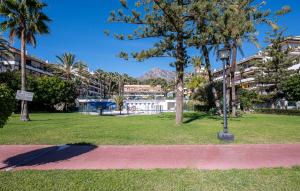 The swimming pool at or close to Loft en Milla de Oro