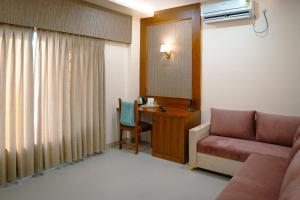 Posezení v ubytování Hotel Ananda Kashi
