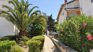 Vonkajšia záhrada v ubytovaní Simic Apartments