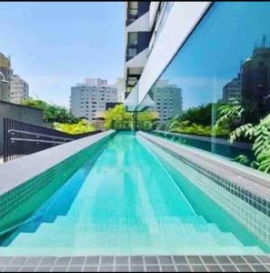 Πισίνα στο ή κοντά στο Apartamento oscar freire - São Paulo SP com vaga