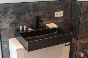 Gallery image of CREST - Riverside Lofts mit Parken I Balkon I Küche I Regendusche in Passau +39 photos