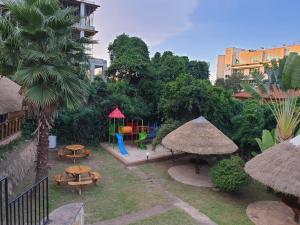 Κήπος έξω από το Les Chambres in Nakasero, Kampala By BoB