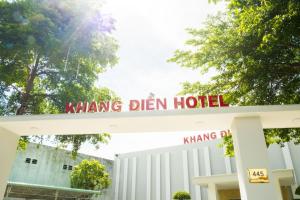 a sign on the top of a building at Khách sạn Khang Điền 2 in Xóm Phước Mỹ