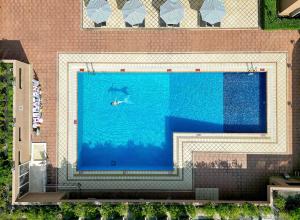 Bazén v ubytování Sheraton Guilin Hotel nebo v jeho okolí