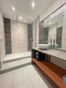 Fotografia z galérie ubytovania 4PA35 -EX -Appartement dans résidence avec piscine v destinácii Collioure + 10 fotografií