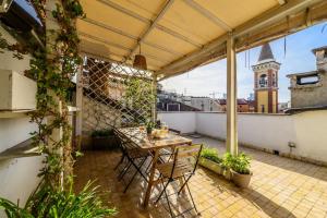 Balcone o terrazza di Buenos Aires' Nest - 10 minutes from Duomo with terrace