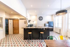 Kuchyň nebo kuchyňský kout v ubytování Kasa Java - Très spacieux, tout équipé et confortable - Proche centre
