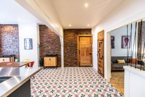 Fotografie z fotogalerie ubytování Kasa Java - Très spacieux, tout équipé et confortable - Proche centre v destinaci Saint-Étienne