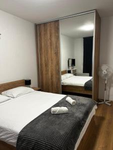 Postel nebo postele na pokoji v ubytování Kod Dide - entry with pin 0-24h